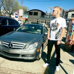 Meet your Posher, Kyle